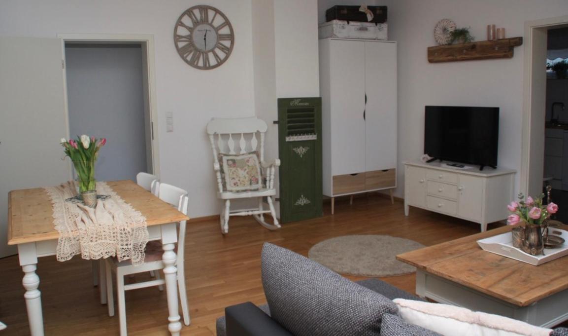 Gemuetliche Ferienwohnung In Edesheim An Der Weinstrasse Екстер'єр фото